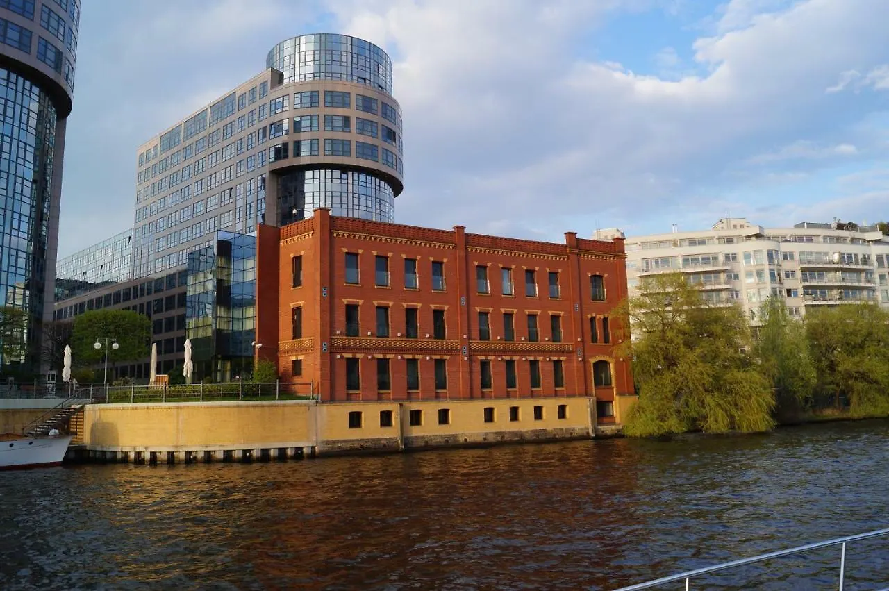 Mediterrane Luxusferienwohnung 4, Berlin-Koepenick, Am Mueggelsee Апартаменты Берлин