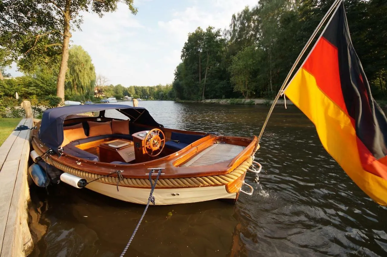 Mediterrane Luxusferienwohnung 4, Berlin-Koepenick, Am Mueggelsee Берлин